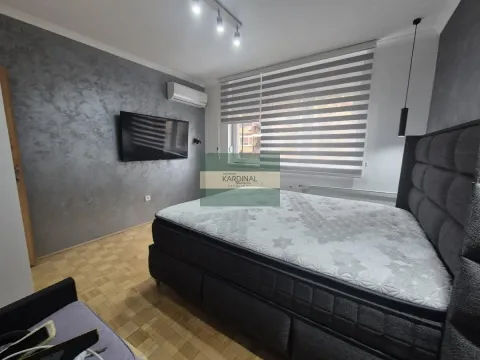 Prodaja, dvosoban stan, 70m², Centar, Jagodina - image 44