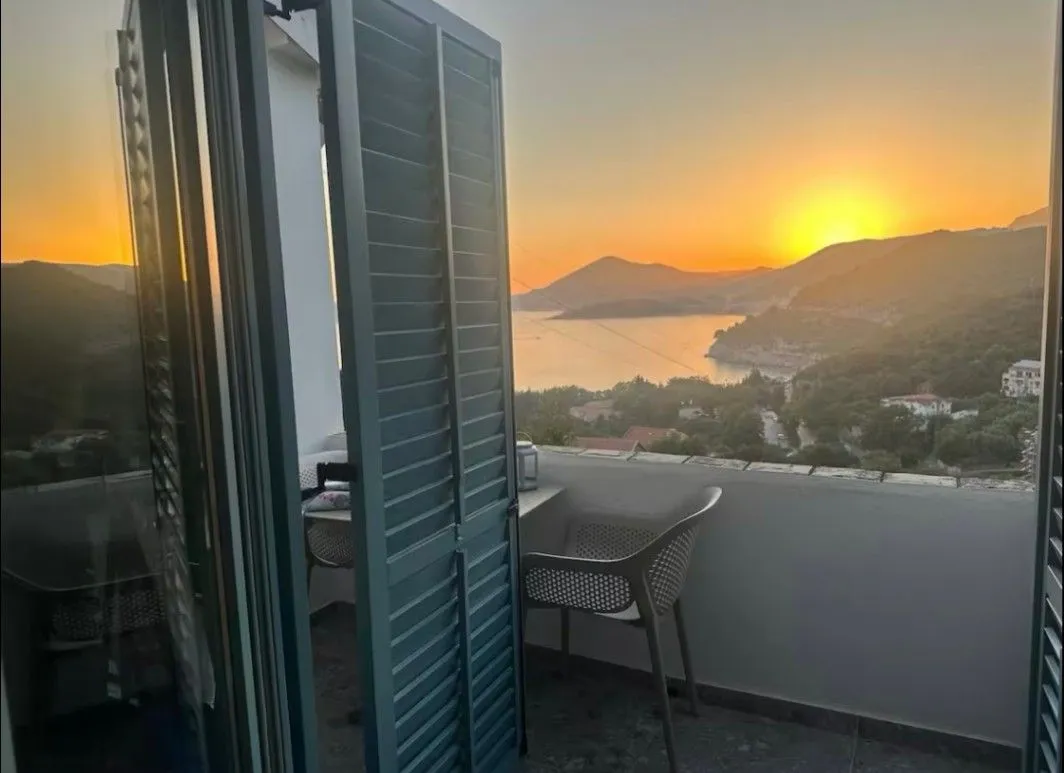 Izdavanje, jednosoban stan, 40m², Pržno, Budva