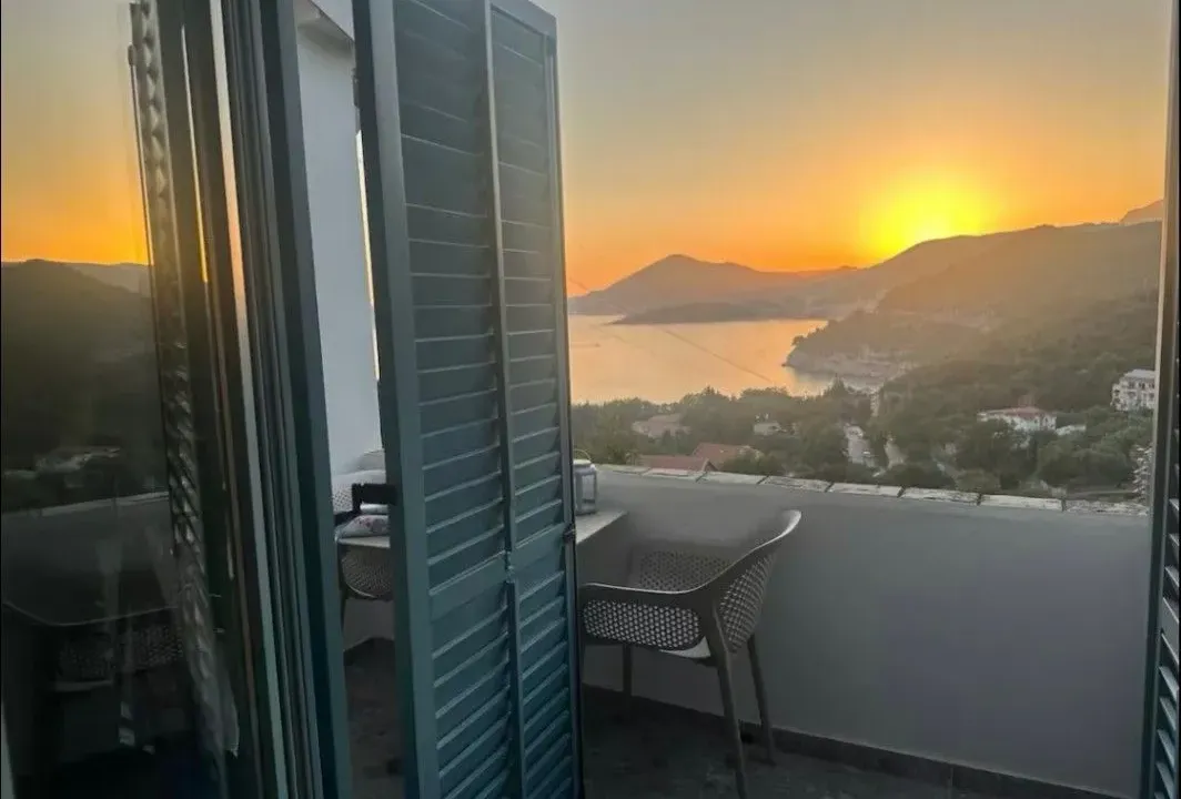 Izdavanje, jednosoban stan, 40m², Pržno, Budva