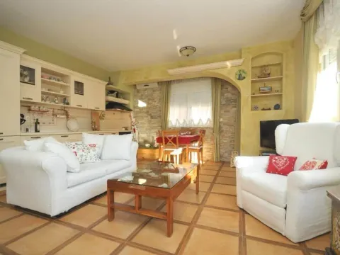 Sale, two bedroom apartment, 64m², Centar, Budva - image 4