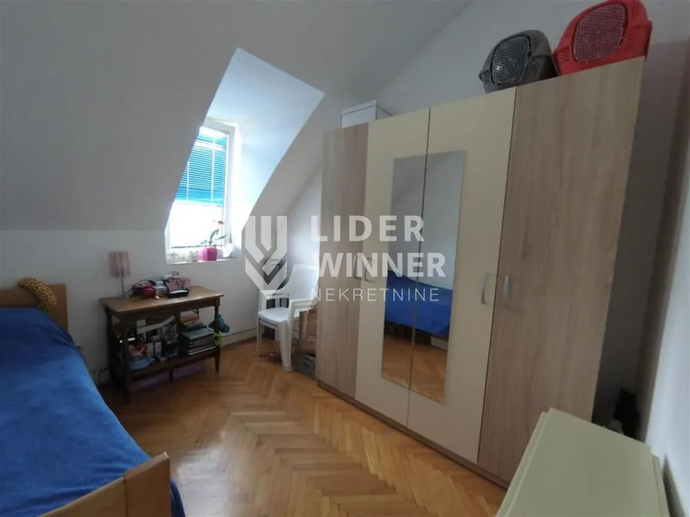 Prodaja, stan, 174m², Zemun Gornji Grad, Zemun Sve Podlokacije