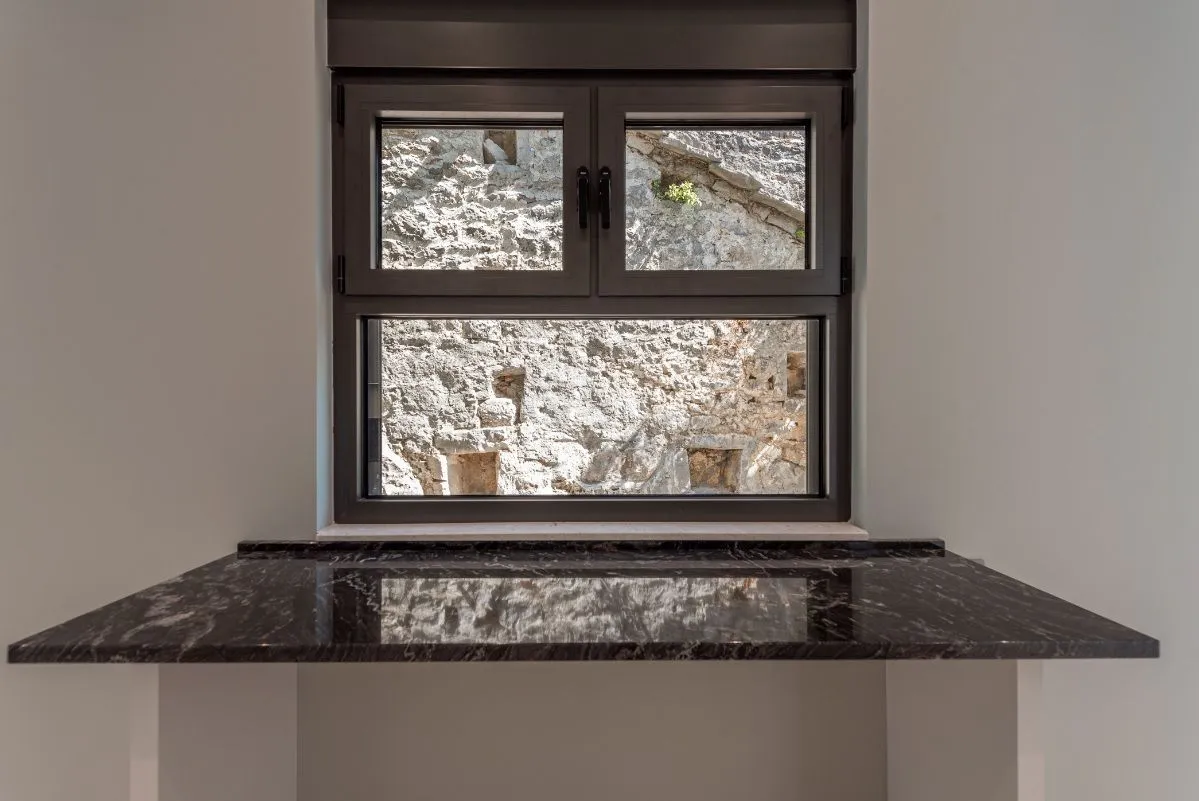 Prodaja, kuća, 558m², Đuraševići, Tivat