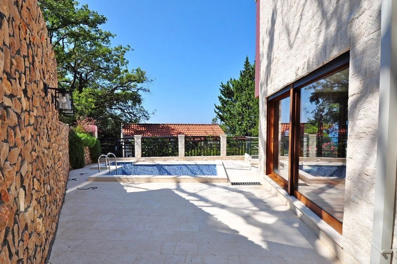 Sale, house, 258m², Reževići, Budva