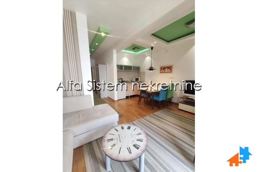 Rent, two bedroom apartment, 50m², Vračar Hram, Vračar Sve Podlokacije