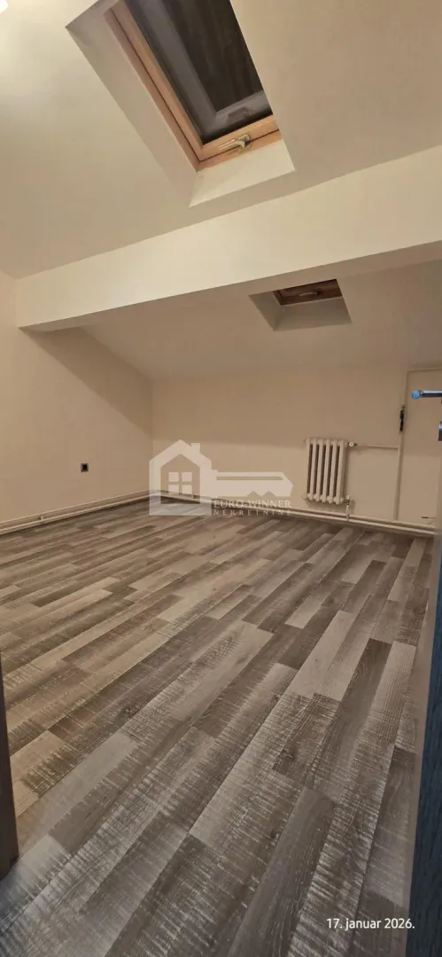 Rent, three bedroom apartment, 58m², Sremčica, Beograd