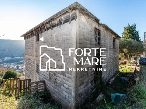 Sale, house, 232m², Sušćepan, Herceg Novi - image 1