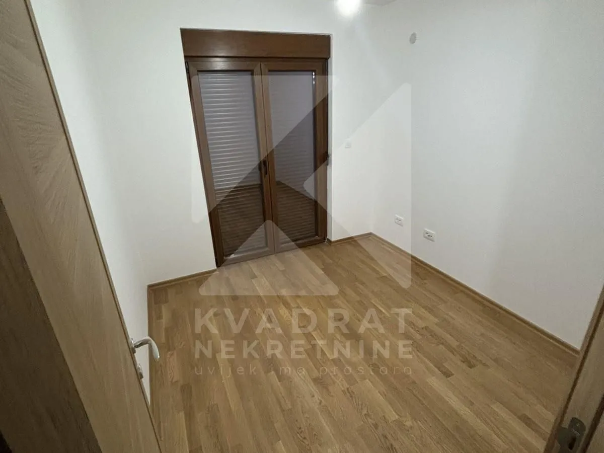 Izdavanje, poslovni prostor, 56m², Stari Aerodrom, Podgorica