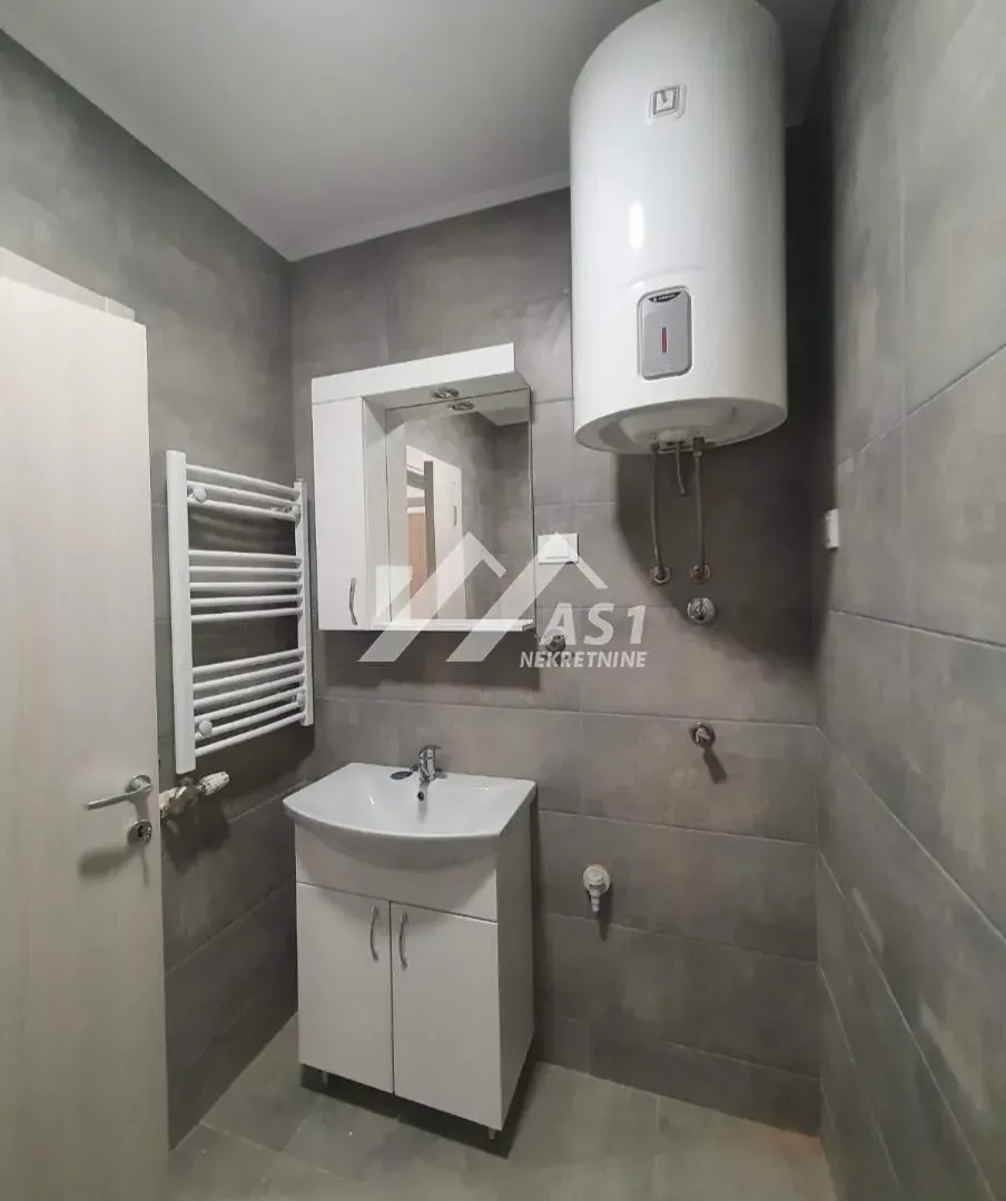 Prodaja, dvosoban stan, 44m², Podbara, Novi Sad Sve Podlokacije