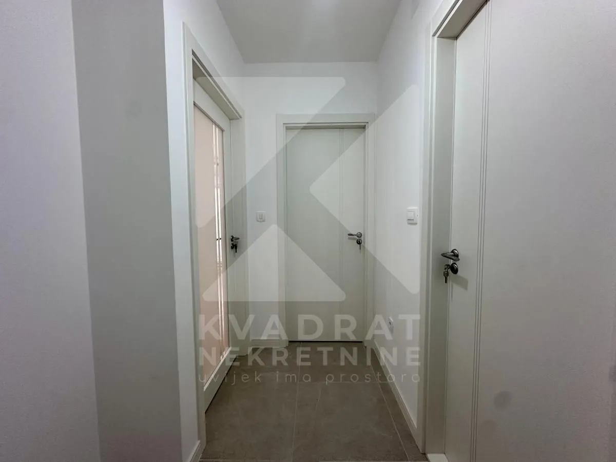 Rent, one bedroom apartment, 42m², Stari Aerodrom, Podgorica