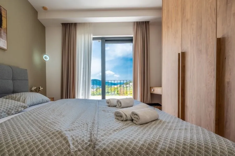 Prodaja, kuća, 250m², Mrčevac, Tivat