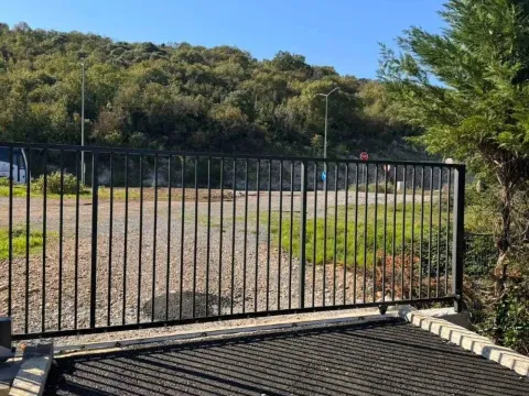 Rent, studio apartment, 130m², Mareza, Podgorica - image 16