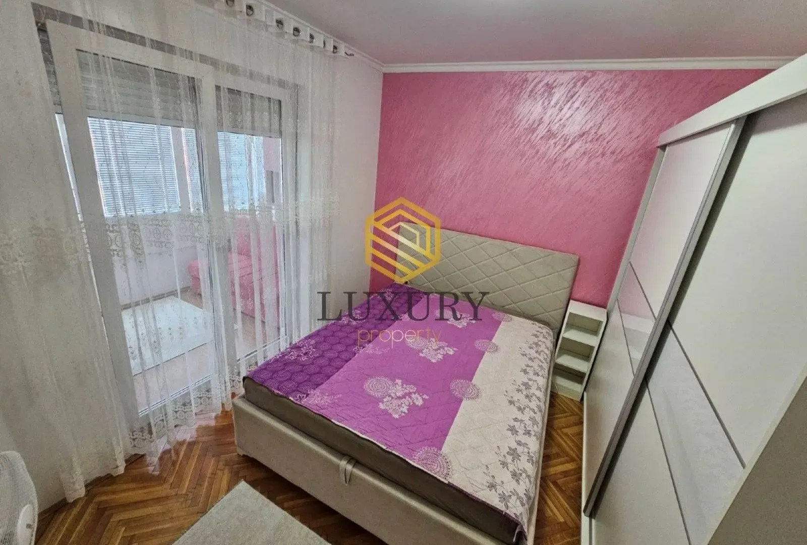 Izdavanje, jednosoban stan, 47m², Stari Aerodrom, Podgorica