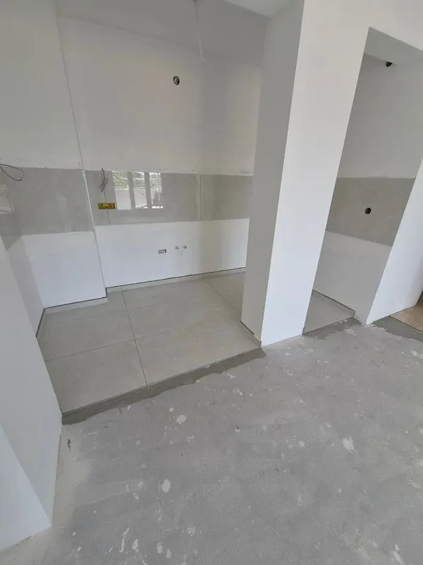 Prodaja, četvorosoban stan, 111m², Pančevo, Srbija