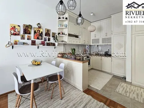 Sale, two bedroom apartment, 62m², Radanovići, Kotor - image 5