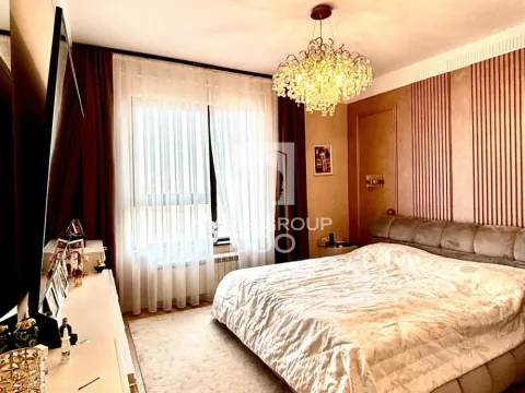 Prodaja, četvorosoban stan, 124m², Savski Venac, Beograd - image 10