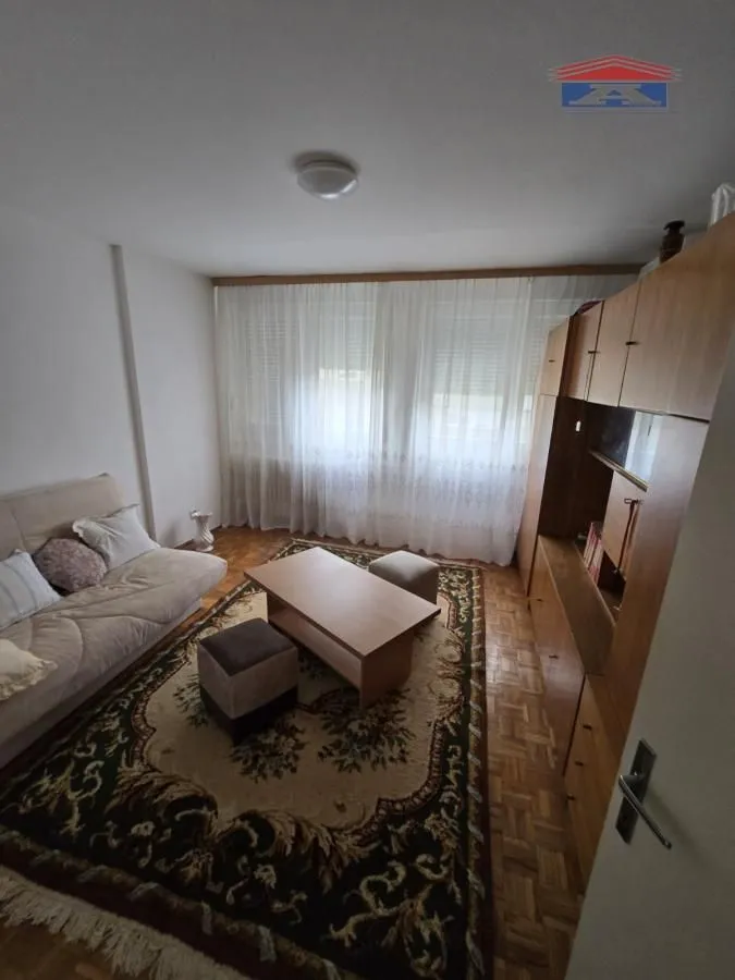 Izdavanje, dvosoban stan, 56m², Liman 1, Novi Sad Sve Podlokacije