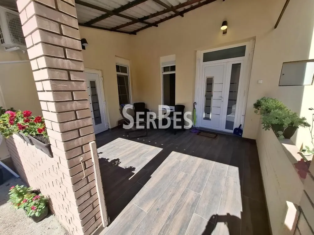 Prodaja, kuća, 224m², Sremski Karlovci, Novi Sad