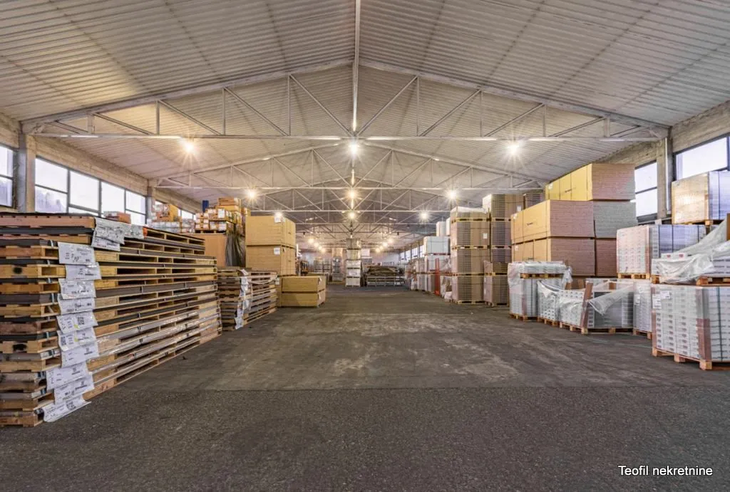 Rent, office space, 1700m², Nova Pazova, Stara Pazova
