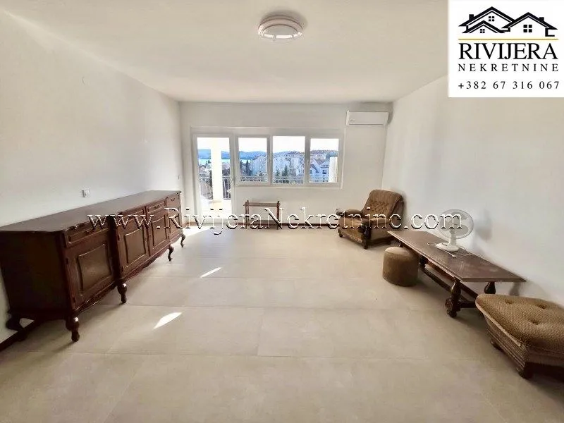 Prodaja, kuća, 141m², Centar, Tivat