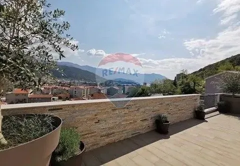 Izdavanje, dvosoban stan, 100m², Budva, Crna Gora - image 5