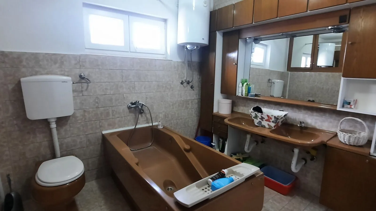 Prodaja, kuća, 380m², Šanac, Loznica