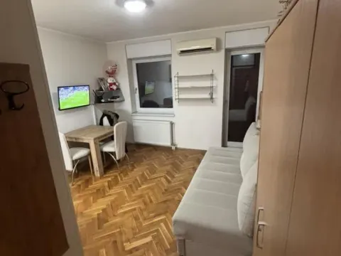 Rent, studio apartment, 25m², Centar, Novi Sad - image 5