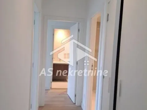 Izdavanje, trosoban stan, 79m², Savski Venac, Beograd - image 3