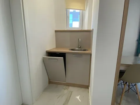 Rent, three bedroom apartment, 115m², Bečići, Budva - image 12