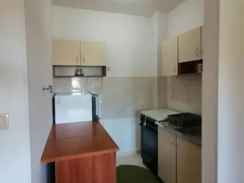 Izdavanje, garsonjera, 30m², Salajka, Novi Sad Sve Podlokacije - image 8
