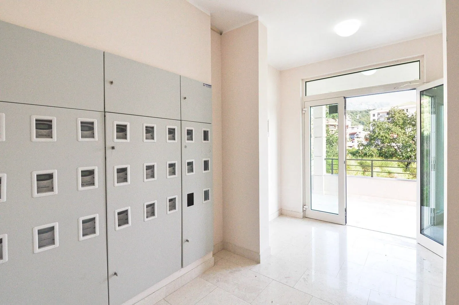 Sale, two bedroom apartment, 115m², Bečići, Budva