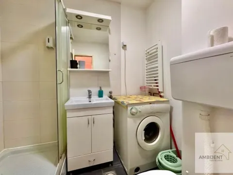 Izdavanje, trosoban stan, 65m², Savski Venac, Beograd - image 11