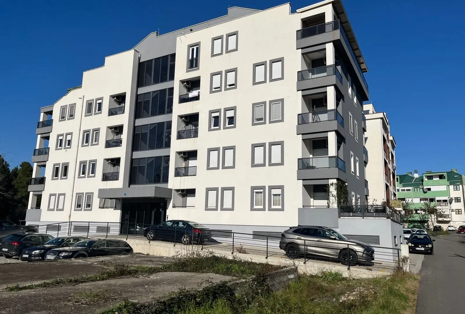 Prodaja, dvosoban stan, 67m², Centar, Podgorica