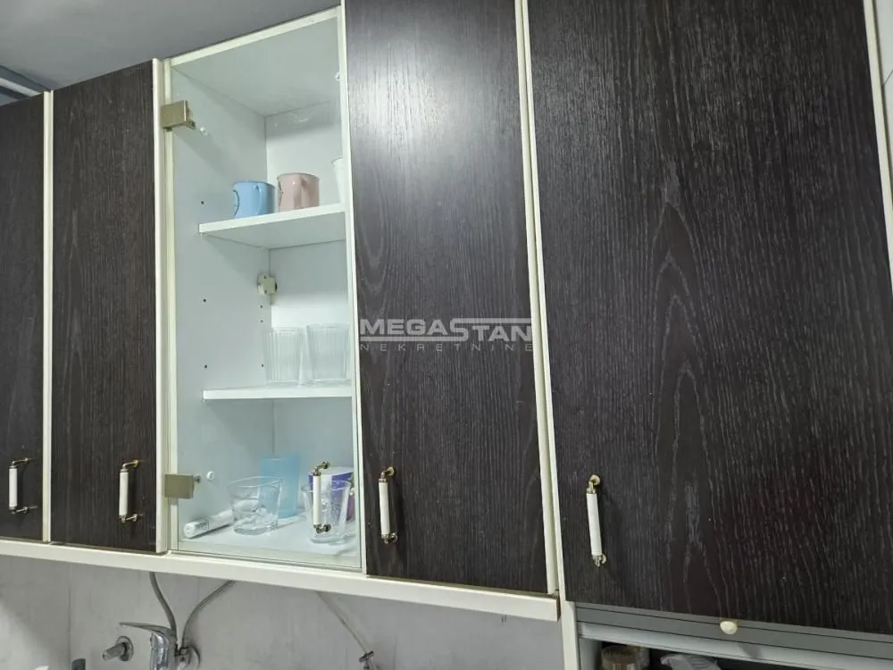Prodaja, jednosoban stan, 65m², Novi Beograd Blok 72, Novi Beograd Sve Podlokacije