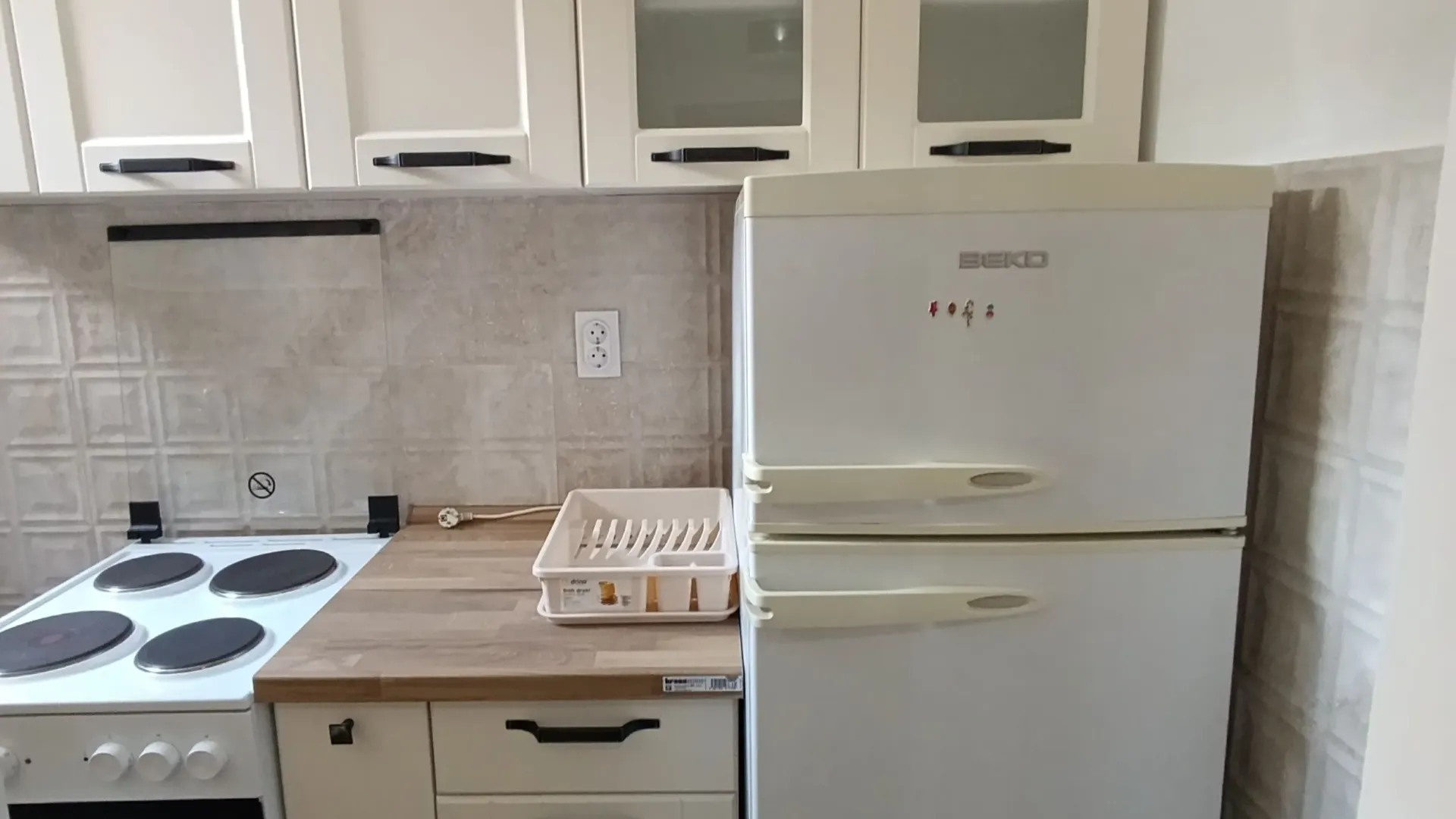 Izdavanje, jednosoban stan, 23m², Vračar Hram, Vračar Sve Podlokacije