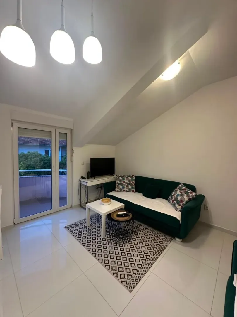 Prodaja, dvosoban stan, 67m², Tivat, Crna Gora