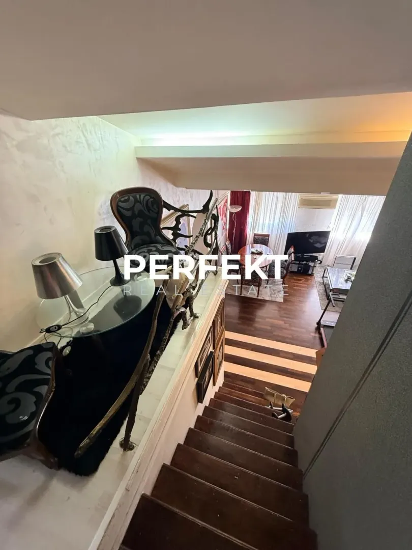 Prodaja, četvorosoban stan, 110m², Skojevsko Naselje, Beograd