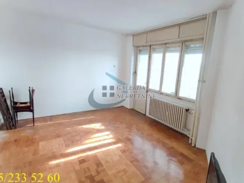 Prodaja, trosoban stan, 72m², Bogoslovija, Palilula Sve Podlokacije - image 2