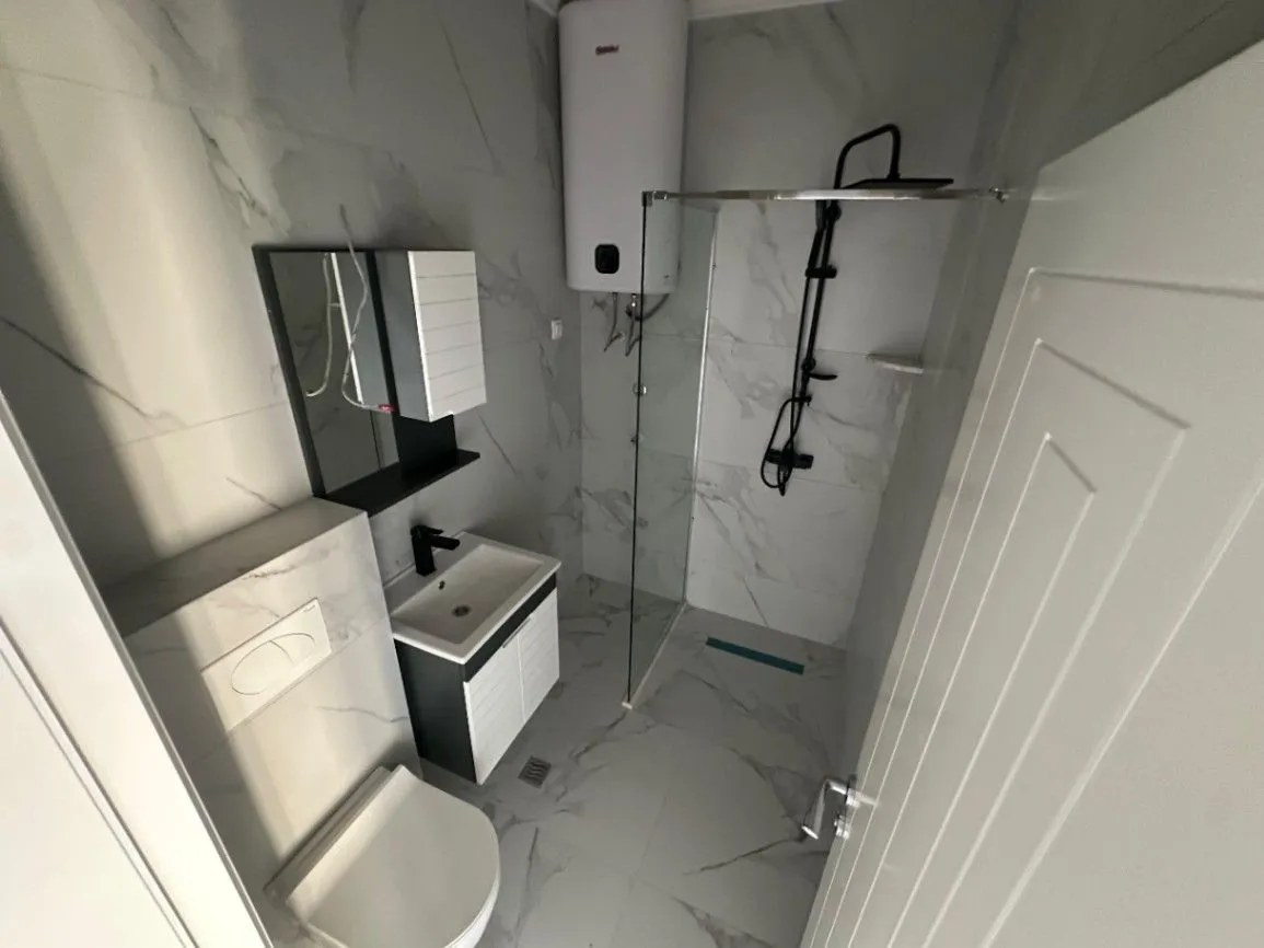 Prodaja, jednosoban stan, 39m², Central Point, Podgorica