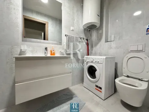 Izdavanje, dvosoban stan, 70m², Master Kvart, Podgorica - image 10