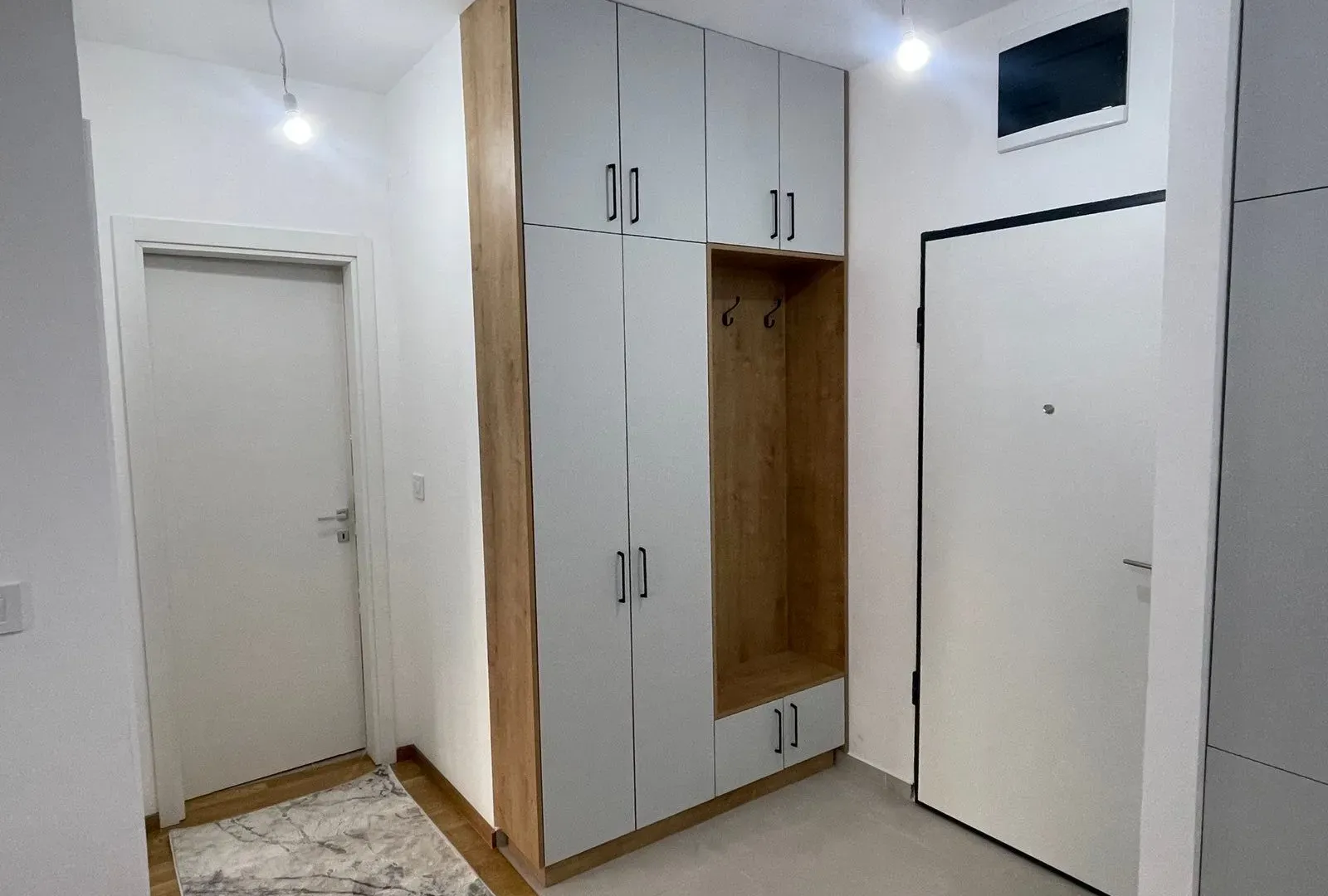 Izdavanje, jednosoban stan, 48m², Stari Aerodrom, Podgorica