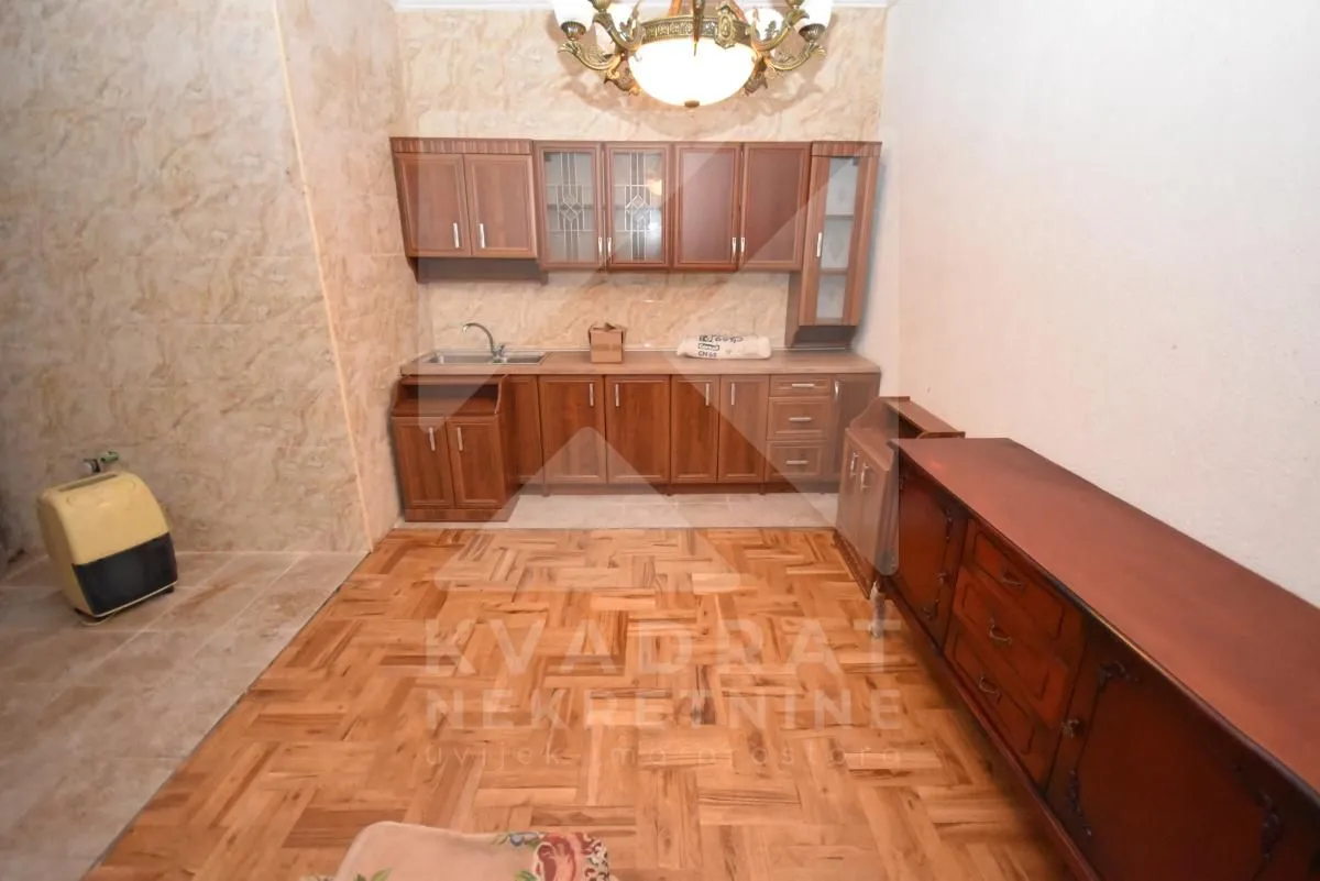 Prodaja, kuća, 343m², Zagorič, Podgorica