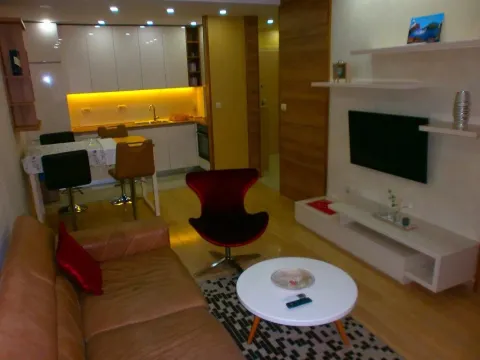 Rent, two bedroom apartment, 70m², City Kvart, Podgorica - image 10