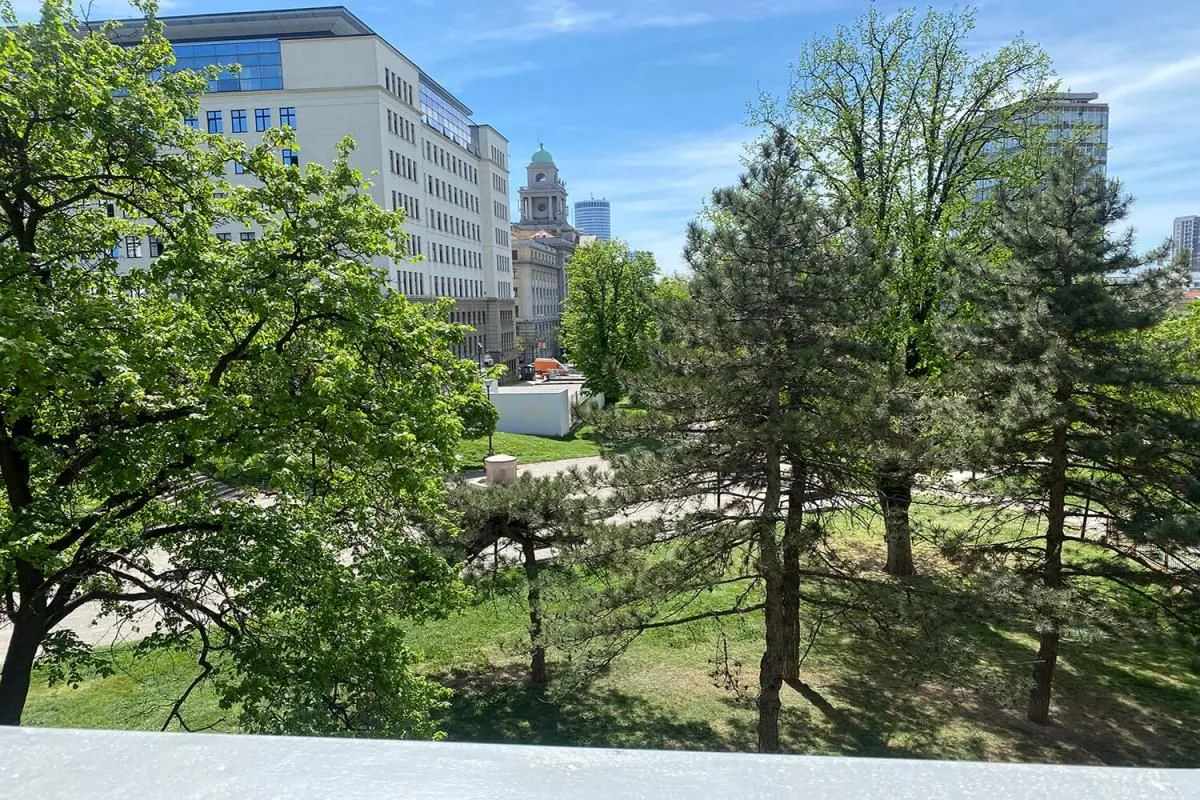 Rent, two bedroom apartment, 90m², Savski Venac, Beograd