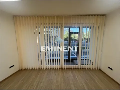 Izdavanje, trosoban stan, 72m², Stari Grad, Beograd - image 3