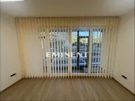 Izdavanje, trosoban stan, 72m², Stari Grad, Beograd - image 3