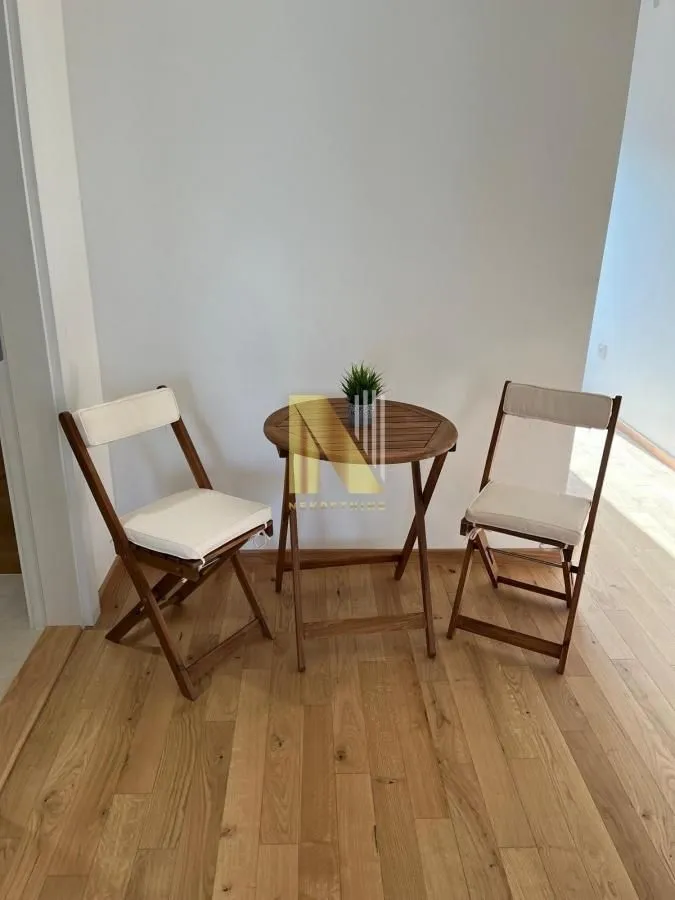 Izdavanje, trosoban stan, 71m², Socijalno, Novi Sad Sve Podlokacije