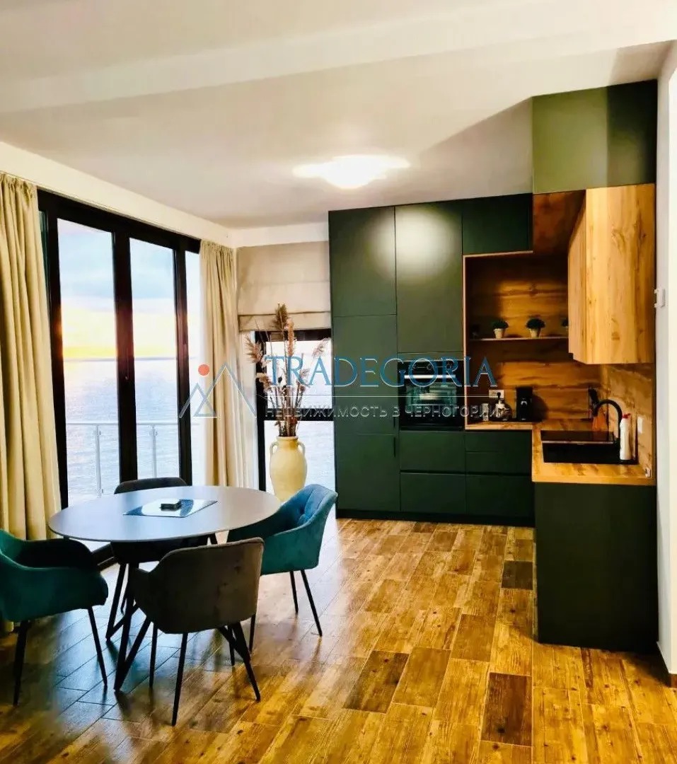 Prodaja, kuća, 450m², Dobra Voda, Bar
