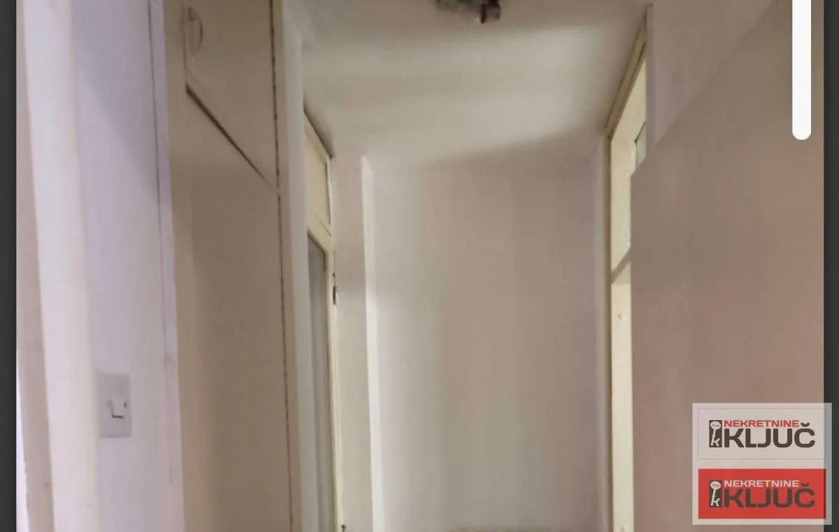 Izdavanje, dvosoban stan, 50m², Bulevar Oslobodjenja, Novi Sad Sve Podlokacije