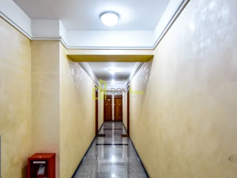 Izdavanje, dvosoban stan, 100m², Centar, Podgorica - image 2