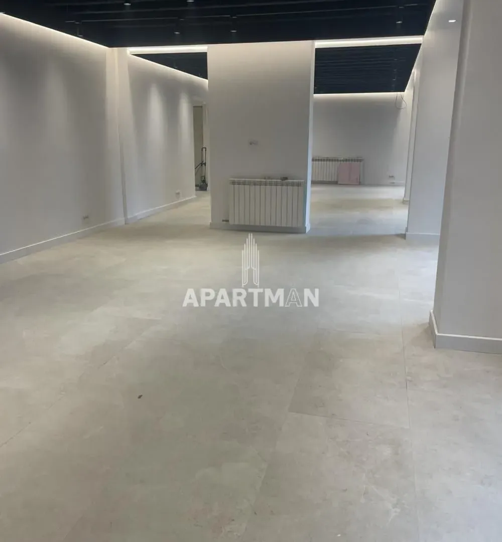 Sale, office space, 122m², Kalenić Pijaca, Vračar Sve Podlokacije